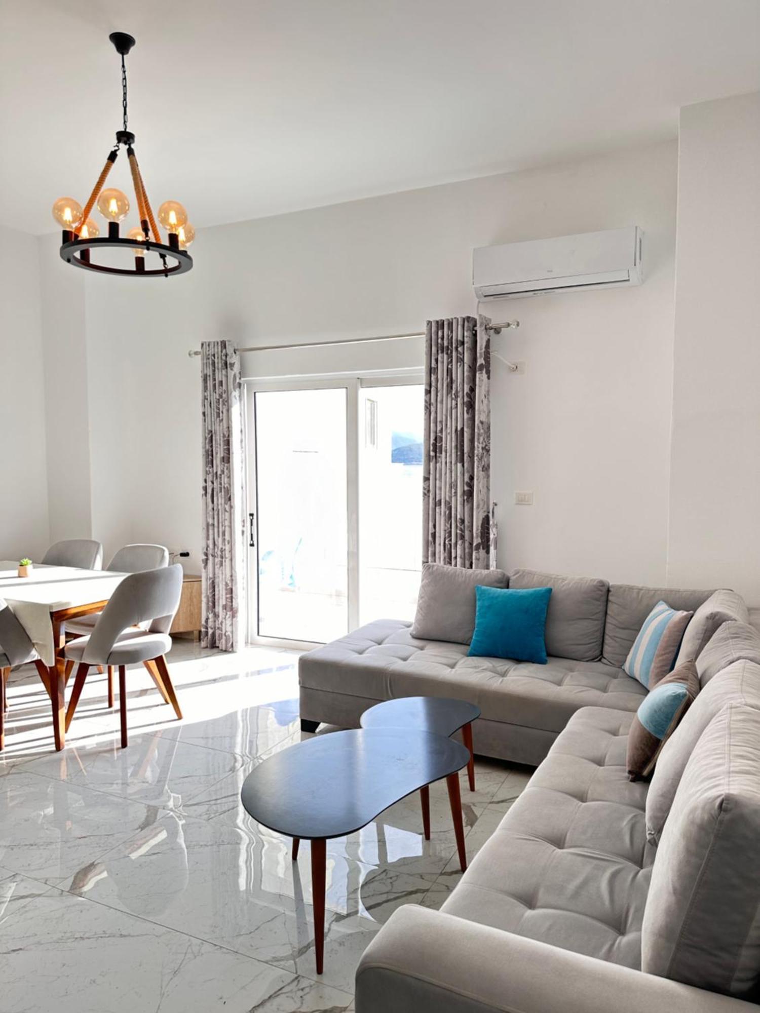 The Hill Sea View Apartment Sarandë Exterior foto