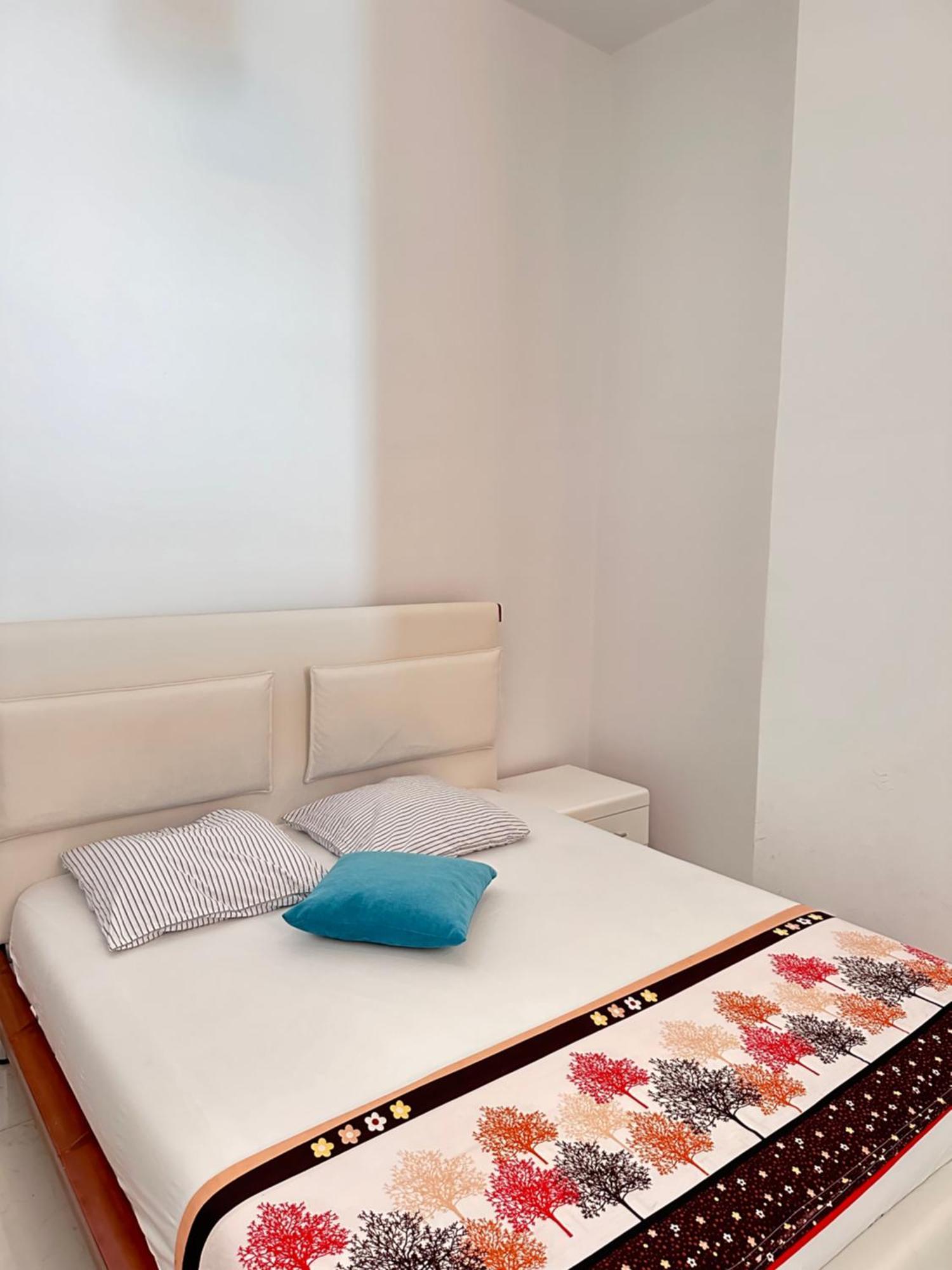 The Hill Sea View Apartment Sarandë Exterior foto